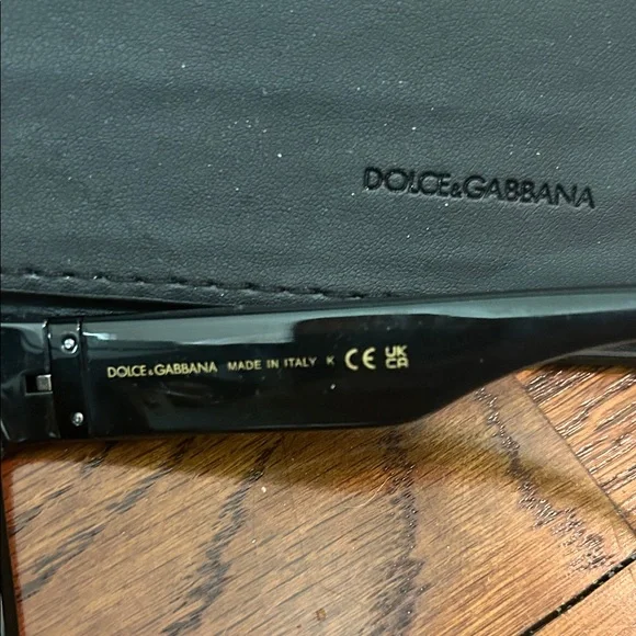 Dolce & Gabbana Black Oversized Sunglasses - Picture 4 of 5